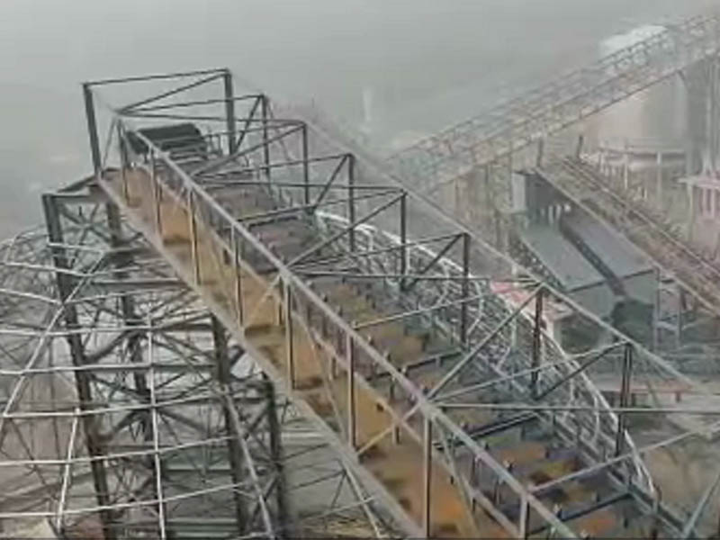 礦山專(zhuān)用皮帶輸送機(jī)